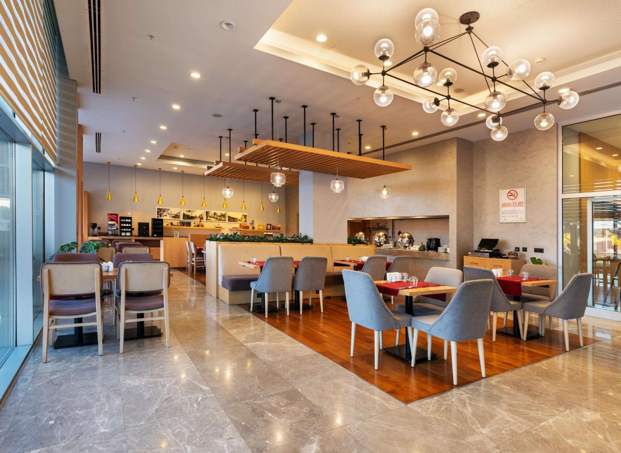 Park Inn by Radisson Samsun Bagian luar foto