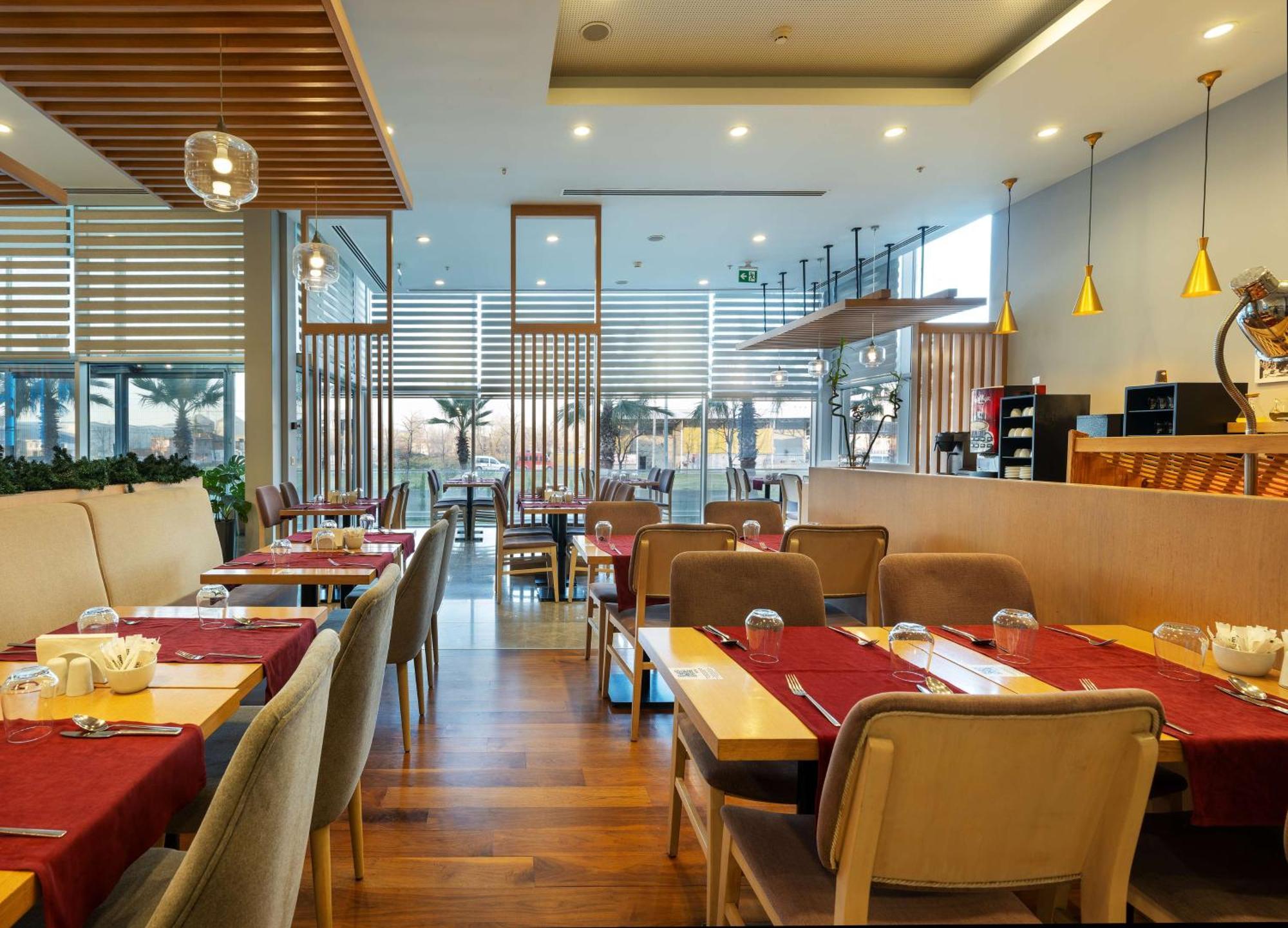 Park Inn by Radisson Samsun Bagian luar foto